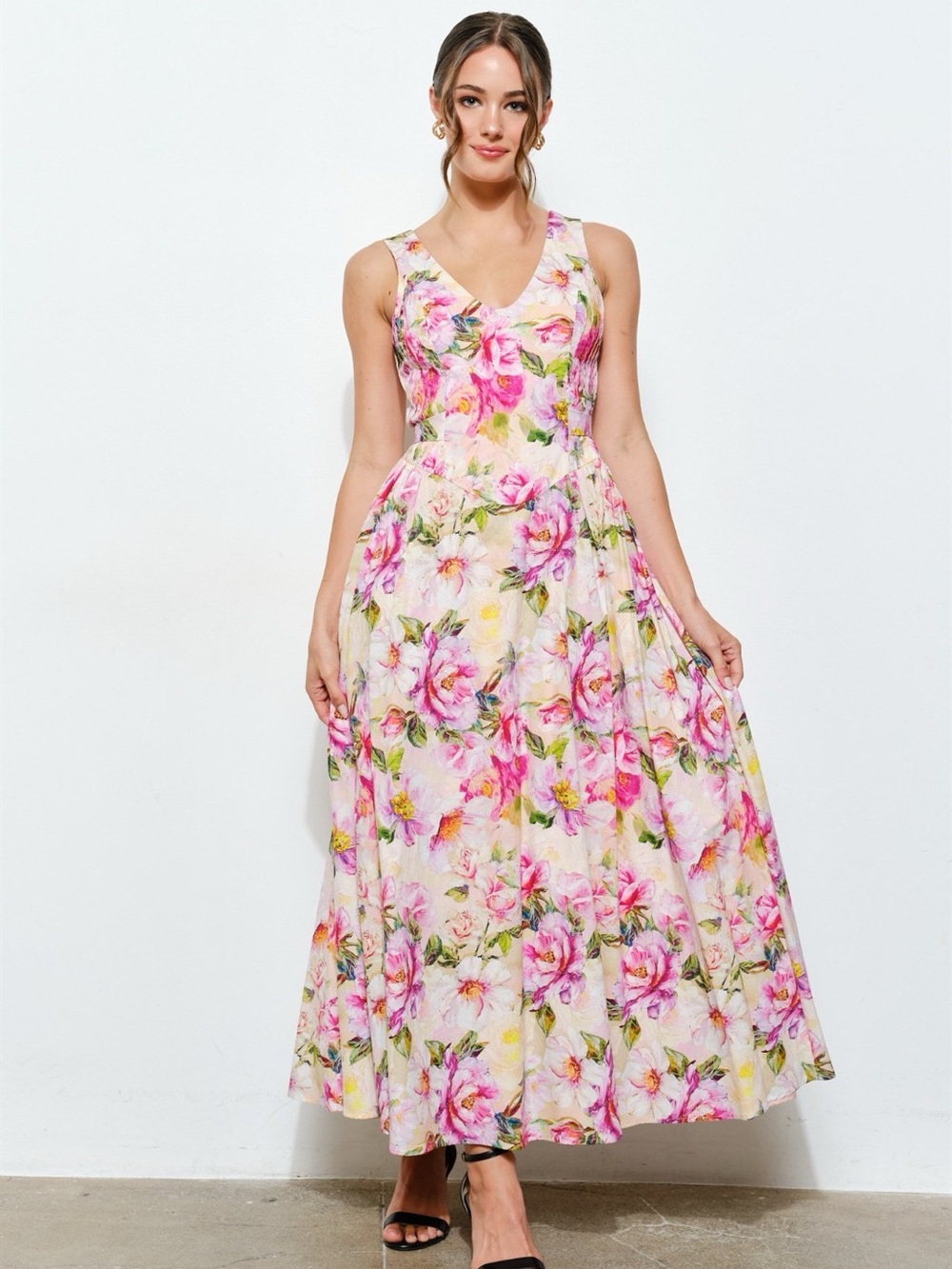 Floral V-Neck Maxi Dress in Pink NWT